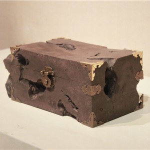 Moon Box by Zhou Xinxiang