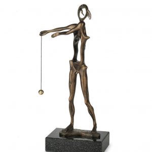 9-homage to newton 向牛顿致敬 35cm height bronze